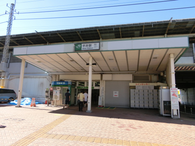 駅舎 (南口)