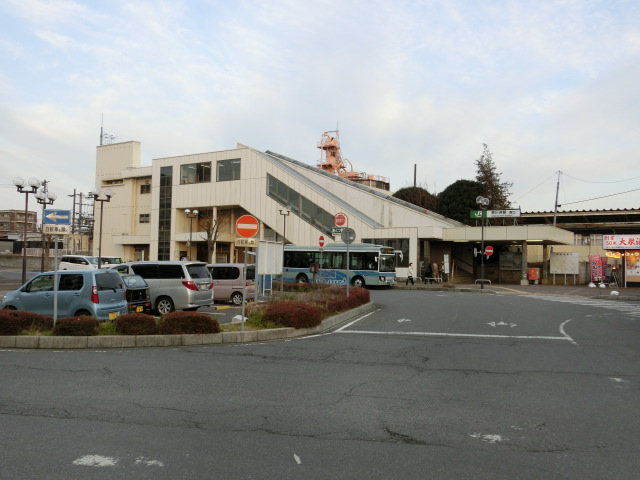 駅舎 (西口)